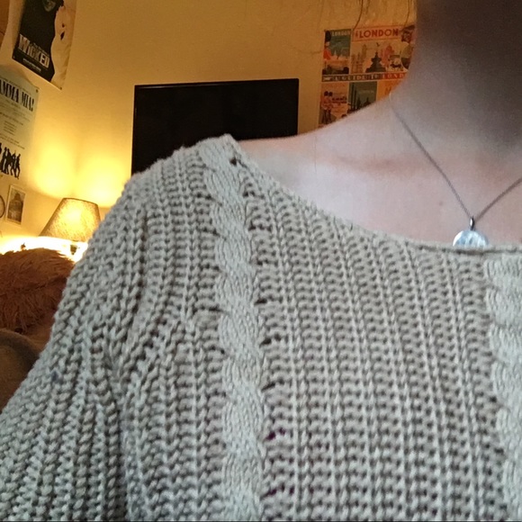 Urban Outfitters tan cropped sweater - Picture 4 of 4